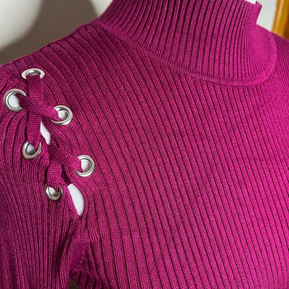 Hippie Rose Sweater - Picture 4 of 4